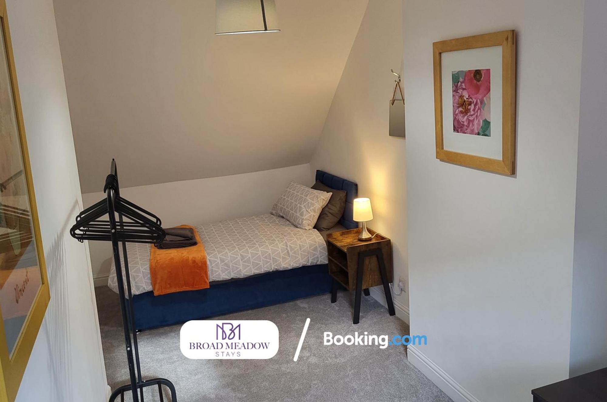 Last-Minute Offers L 3-Bed House By Broad Meadow Stays L Short Lets L Family, Business, Students L Lincoln L Parking ภายนอก รูปภาพ