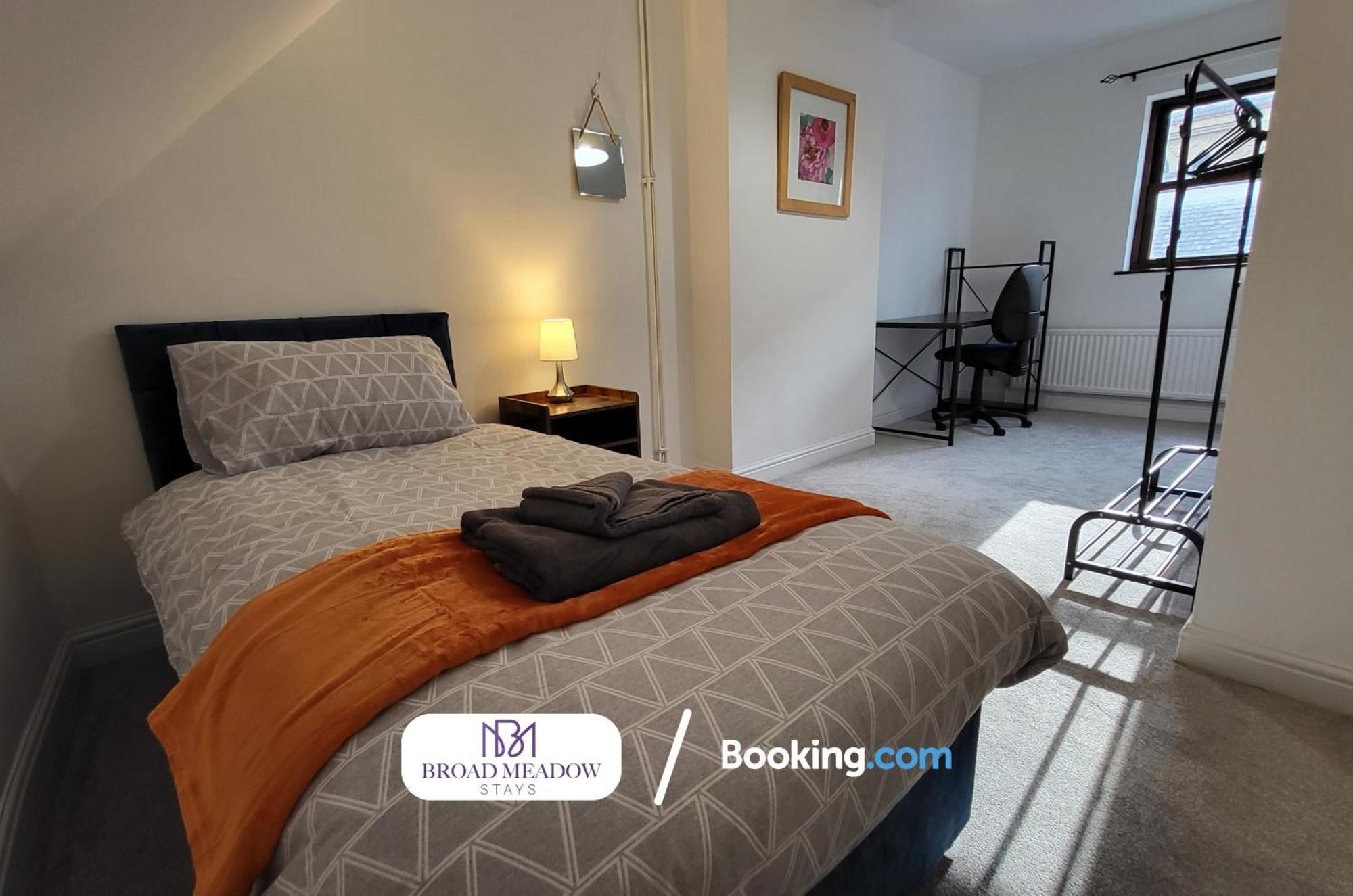 Last-Minute Offers L 3-Bed House By Broad Meadow Stays L Short Lets L Family, Business, Students L Lincoln L Parking ภายนอก รูปภาพ